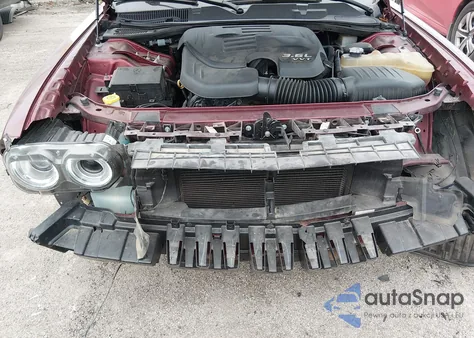 2019 Dodge Challenger Sxt z USA, uszkodzony, nr VIN 2C3CDZAG6KH671967